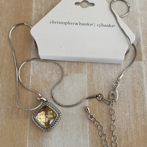 New CJ Banks pendant necklace - Picture 5 of 9